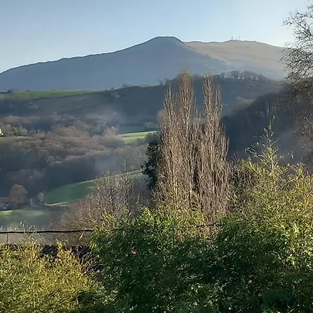 Holiday home Maison Individuelle A Mendionde, 8 Personnes, Grand Jardin, Proche Cote Basque - Fr-1-495-104 Mendionde
